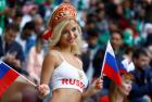 Прикрепленное изображение: Natalie-Andreeva-at-2018-FIFA-World-Cup-June-2018-4.jpg